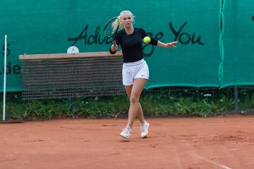 Bild 378 - OL Rahlstedter HTC - Harburger Turnerbund : Ergebnis: 8:1